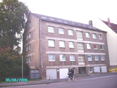 Sehr schöne Dachgeschoßwohnung im Herzen von Neuss