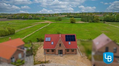 KfW-40-Plus-Effizienzhaus in Feldrandlage und Ostsee nähe – Erstbezug zur individuellen Gestaltung