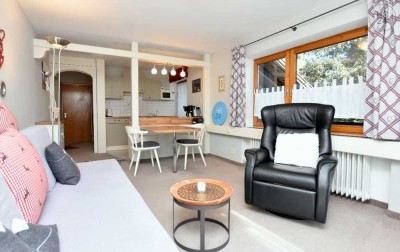 Möblierte 2-Zimmer-Wohnung mit 2 Bädern und Balkon in Fischen im Allgäu