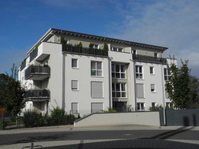 *Hattersheim* Vermietete, moderne 2-Zi-Wohnung im 2.OG mit Aufzug, EBK, Klimagerät und TG-Stellplatz