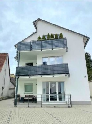 Stilvolle 3-Zimmer-Wohnung mit Balkon, Stellplatz und Gartenmitbenutzung in Eppstein