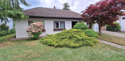 Wohnen mit Blick ins Grüne – Attraktiver Bungalow in Stelzenberg