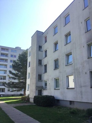 Familienfreundliche und helle 3 Zimmer-Wohnung mit Balkon in Schildesche