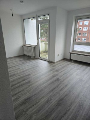 Ansprechende 3-Zimmer-Wohnung mit Balkon laden zum Entspannen ein in Matthias-Claudius-Weg, Cuxhaven