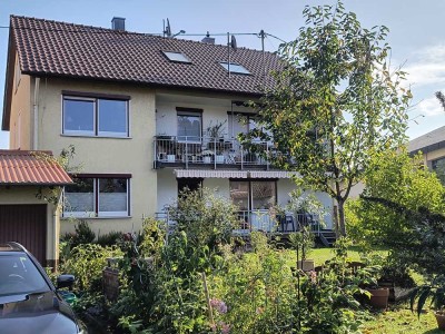 Freundliche 3 Zimmer-Wohnung mit EBK , Balkon und Garten in Wannweil