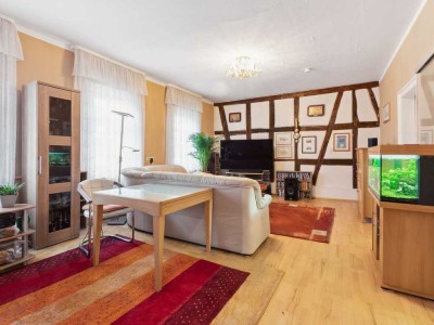 Charmante 4-Zimmer-Wohnung in Friedrichsdorf - Fachwerk mit tollem Innenhof