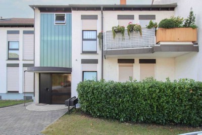 Willkommen zuhause: Gepflegte Etagenwohnung mit Balkon