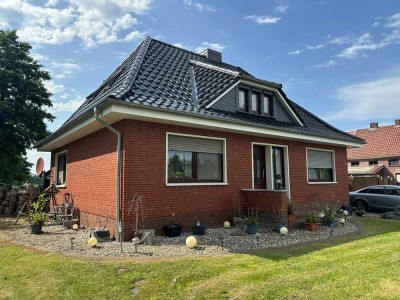 *Einfamilienhaus in Rhauderfehn - Umgeben von Feldern und Wiesen!*