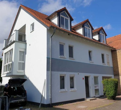 Attraktive, ruhige 2-Zimmer DG-Wohnung mit Loggia in Wörrstadt/Rheinhessen