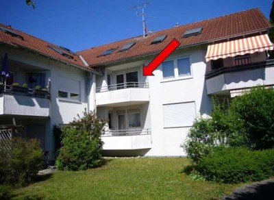 Viel Grün - frische Luft - und Ruhe: Attraktive 2-Zimmer-ETW mit 2 Balkonen, EBK und TG-Stellplatz