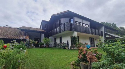 Exklusive Doppelhaushälfte m. Einliegerwohnung ; provisionsfrei