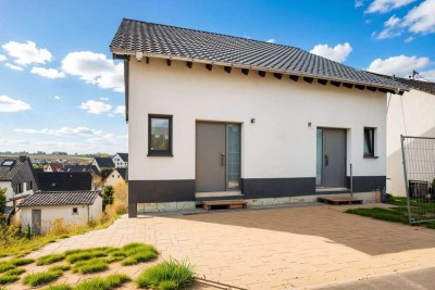 Gut geschnittene Doppelhaushälften in schöner Aussichtslage von Oberbieber