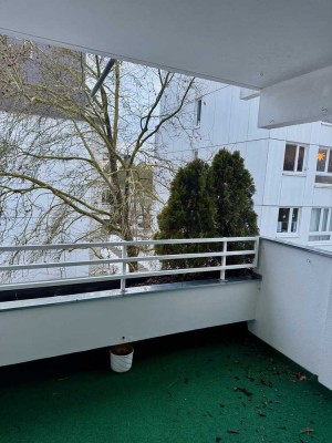 Exklusive 3-Zimmer-Wohnung mit Balkon und EBK in Ottobrunn