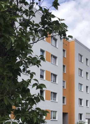 Kleine 4 Zimmerwohnung mit Balkon ab 01.09.2025