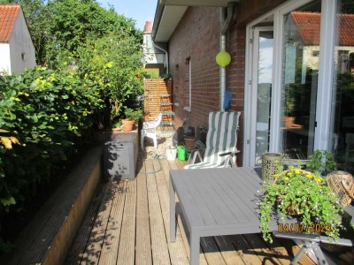 Strandnähe große Süd- Terrasse, in kleinem Neubau  MFH, Fußbodenheizung, Wärmepumpe