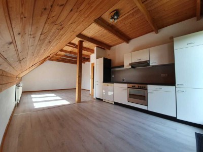 Gemütliche, ruhige 3 Zimmer Maisonette-Wohnung