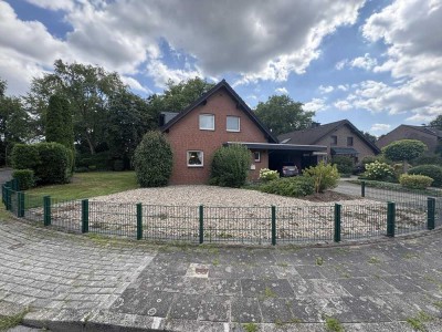 Wohntraum auf großem Grundstück in Neukirchen-Vluyn