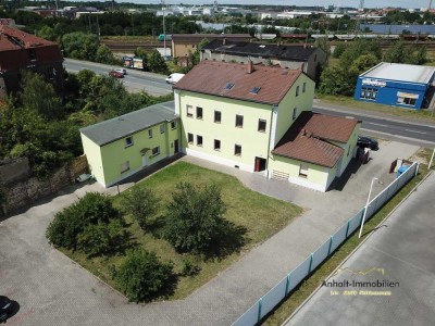 3 Raumwohnung mit Dusche und Badewanne
