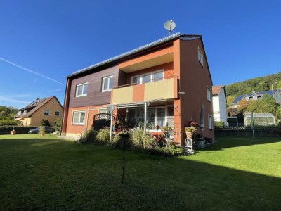 **Zweifamilienhaus mit Potenzial in Goldkronach**