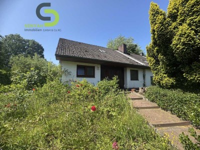 - Feldrandlage - Quickborn-Heide -Einfamilienhaus mit 2 Wohneinheiten