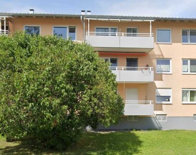 Helle 3-Zimmer-Wohnung mit Balkon und Einbauküche in Weilheim i.Ob.