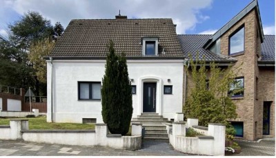 Schöne Doppelhaushälfte im Grünen