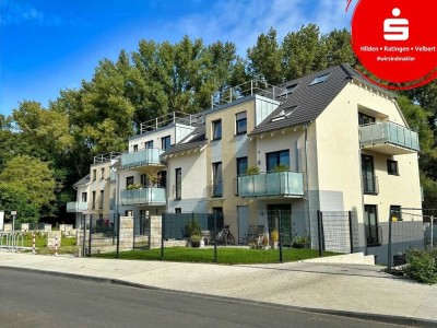 Moderne Dachgeschosswohnung mit Blick ins Grüne!