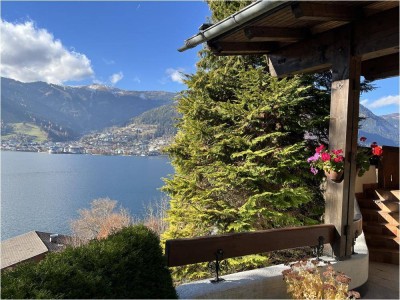 Attraktive Liegenschaft in schöner, sonniger Hanglage, mit 100% Seeblick und exkl. Badegrund-Nutzung