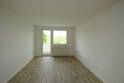 °Dein ist mein ganzes Herz° - schicke 2RW mit Badewanne und Balkon