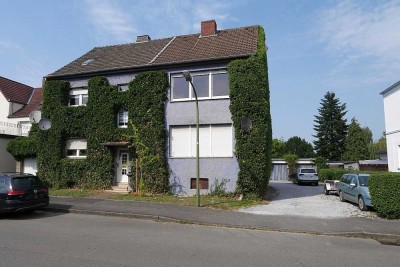 Mehrfamilienhaus mit Garagen und Baulandreserve in Bönen-Nordbögge