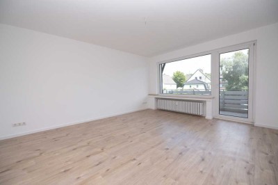 Erstbezug nach Sanierung - Exklusive 2-Raum-EG-Wohnung mit geh. Innenausstattung und Balkon