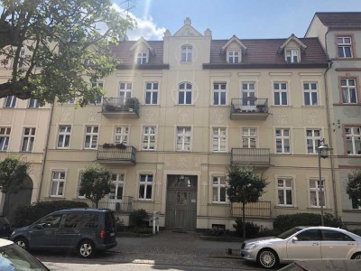 Charmante Dachgeschosswohnung mit Altbauflair und Nähe zum Ruppiner See