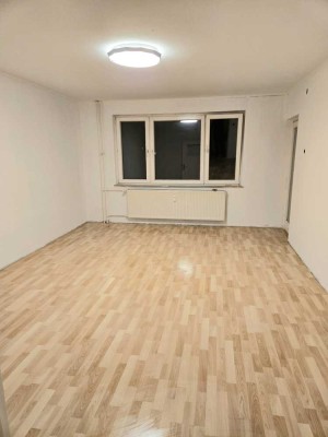 Frisch renovierte 3-Zimmer-Wohnung in Frankfurt-Griesheim