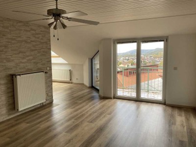 Traumhafte Aussicht - 4 Zimmer Wohnung in Landstuhl