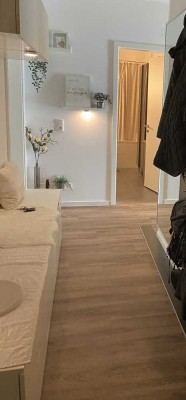 Hochwertige, helle 3-Zimmer Wohnung in zentraler, ruhiger Lage