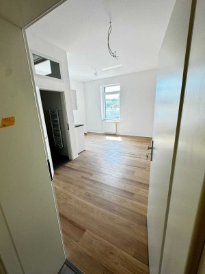 Erstbezug nach Sanierung in Grombühl! 1-Zimmer Apartment inkl. Einbauküche ab 01.08.2025 verfügbar!