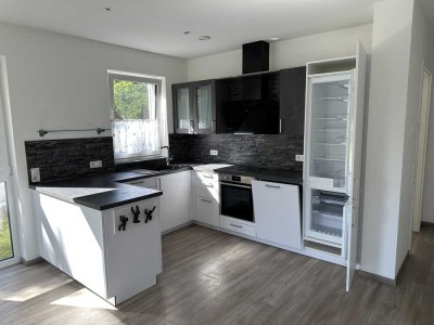 Exklusive 2-Zimmer-EG-Wohnung mit gehobener Innenausstattung mit Einbauküche in Nordendorf