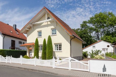 Vielseitiges Zuhause mit großem Grundstück & Nebengebäude