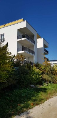 Gehobene 3-Zimmer-Erdgeschosswohnung mit Balkon und EBK in Donauwörth (Parkstadt)