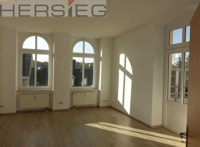 Große 4-Zimmer Wohnung mit Terrasse und Einbauküche