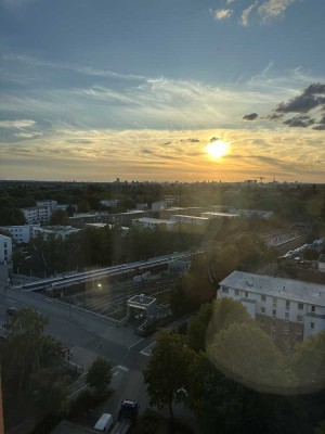 Möblierte 1-Zimmer-Wohnung mit Balkon