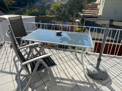 Gepflegte 3-Raum-Wohnung mit Balkon und Einbauküche in Oftersheim