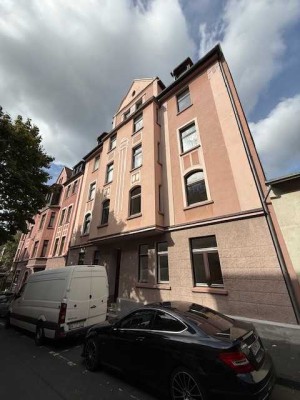 Frisch renovierte helle Wohnung, mit modernem Duschbad!