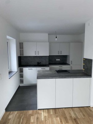 helle 4-Zimmer-Wohnung mit 2 Balkonen im Herzen von Burtscheid