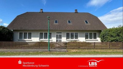 Großzügiges Wohnhaus mit Potenzial!