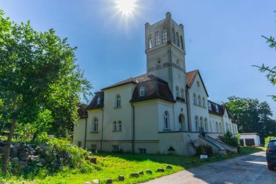 Ein Gutshaus mit 9 Wohnungen im Wendfeld – Für Liebhaber und Investoren mit Weitblick