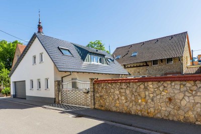 Zwei Häuser, eine Vision – Wohnen, Arbeiten & Vermieten unter einem Dach!