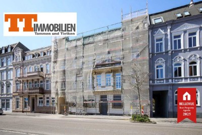 TT bietet an: ERSTBEZUG!  Über den Dächern von Wilhelmshaven - Hochwertig kernsanierte 3-Zimm