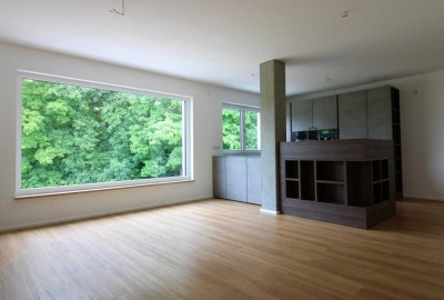 Exklusives Reihenmittelhaus mit Einliegerwohnung in Hemau – Luxusküche & Top-Lage