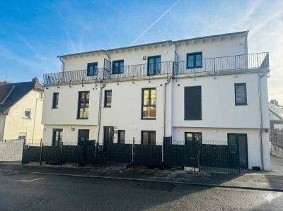 Neubau-Erstbezug: 7-Zimmer-Reihenhaus (KfW 55) mit gehobener Ausstattung in Königstein